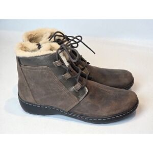 Clarks Women's Boots Size 10 M Brown Leather Ankle Lace Up Shoes 61404697